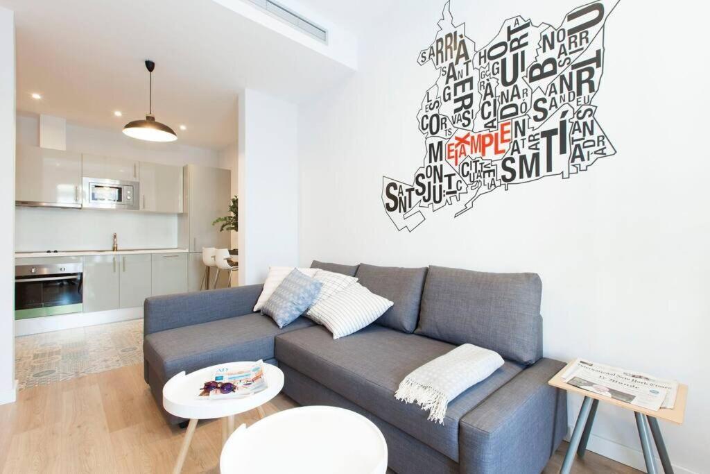 Perfectly Located 4Bed 4Bath Apartment In Barcelona 3 1 Exterior photo